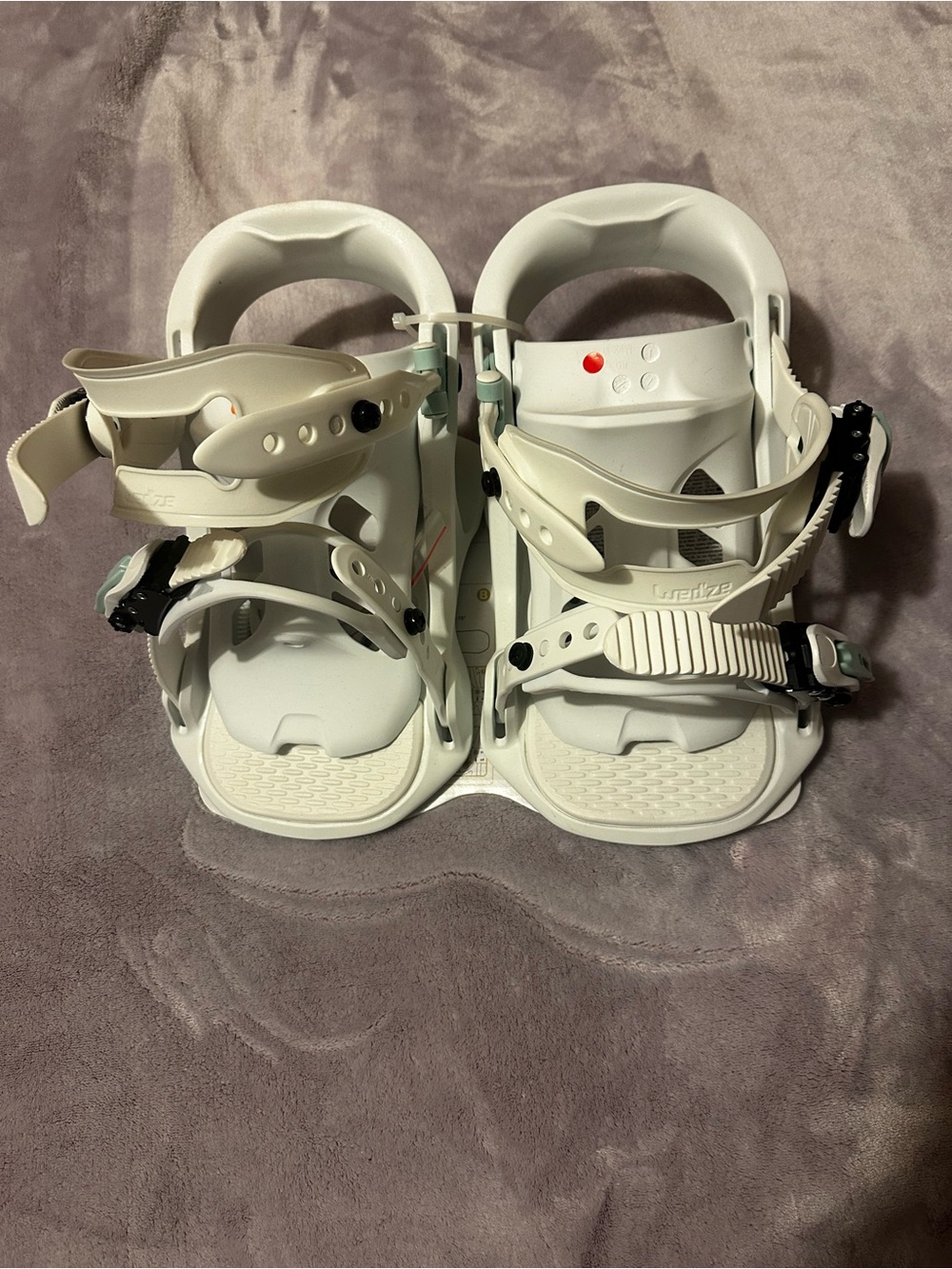 NEW Snowboard Binding SNB 100 White